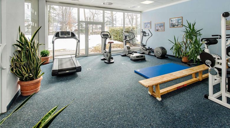 <b>Mercure Garmisch-Partenkirchen Health</b>. Images powered by <a href="https://iceportal.shijigroup.com/" title="IcePortal" target="_blank">IcePortal</a>.