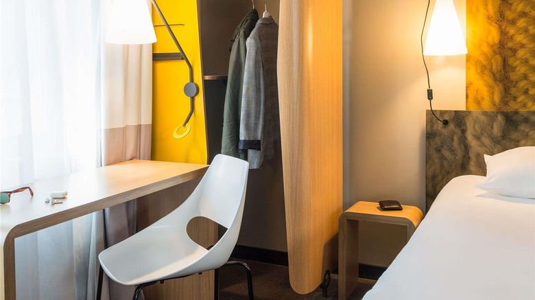 <b>Ibis Zurich City West Room</b>. Images powered by <a href="https://iceportal.shijigroup.com/" title="IcePortal" target="_blank">IcePortal</a>.