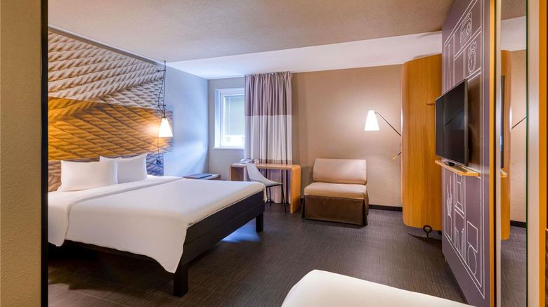 <b>Ibis Zurich City West Room</b>. Images powered by <a href="https://iceportal.shijigroup.com/" title="IcePortal" target="_blank">IcePortal</a>.