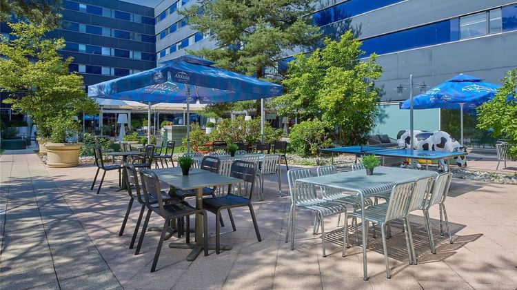 Ibis Zurich City West Exterior