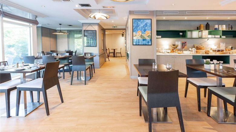 <b>Mercure Grenoble President Restaurant</b>. Images powered by <a href="https://iceportal.shijigroup.com/" title="IcePortal" target="_blank">IcePortal</a>.