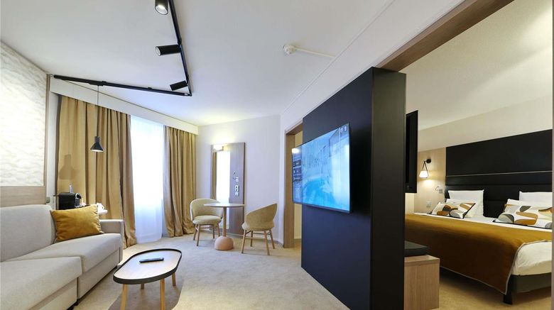 <b>Mercure Grenoble President Room</b>. Images powered by <a href="https://iceportal.shijigroup.com/" title="IcePortal" target="_blank">IcePortal</a>.