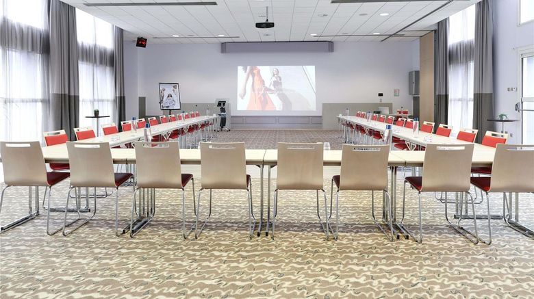 <b>Mercure Grenoble President Meeting</b>. Images powered by <a href="https://iceportal.shijigroup.com/" title="IcePortal" target="_blank">IcePortal</a>.