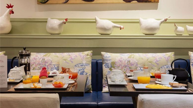 <b>Le Royal Hotel Lyon, MGallery Restaurant</b>. Images powered by <a href="https://iceportal.shijigroup.com/" title="IcePortal" target="_blank">IcePortal</a>.