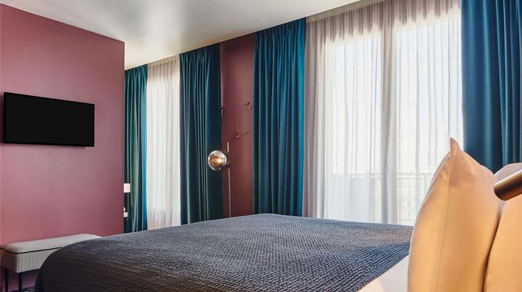 Mercure Paris Plaza Pont Mirabeau Exterior