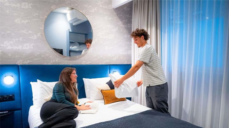Mercure Paris Plaza Pont Mirabeau Room