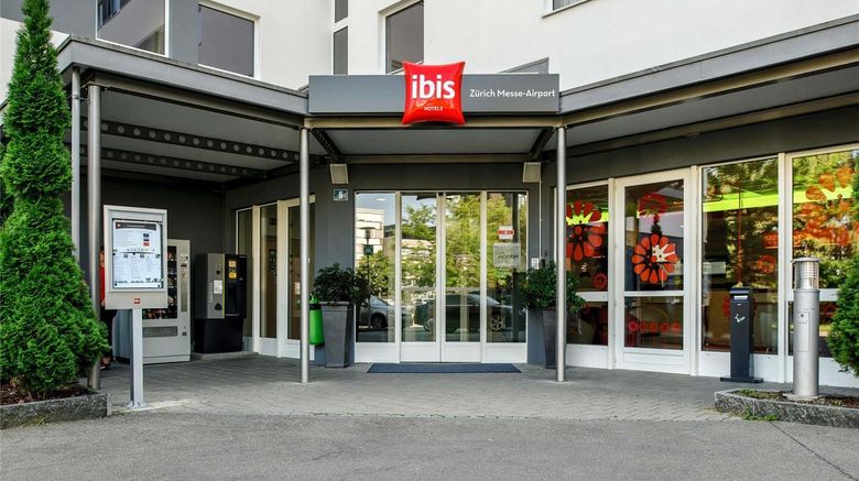 <b>Ibis Zurich Messe Airport Exterior</b>. Images powered by <a href="https://iceportal.shijigroup.com/" title="IcePortal" target="_blank">IcePortal</a>.