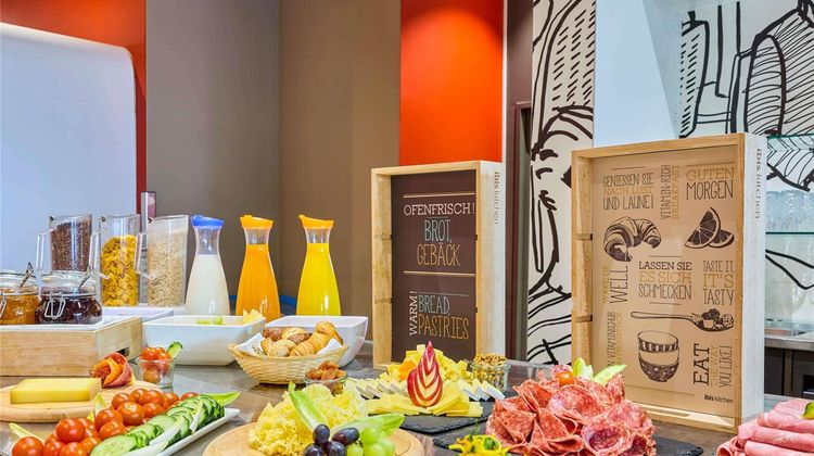 Ibis Baar Zug Other