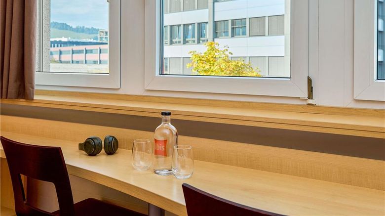 <b>Ibis Luzern Kriens Room</b>. Images powered by <a href="https://iceportal.shijigroup.com/" title="IcePortal" target="_blank">IcePortal</a>.