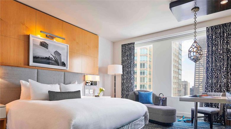 <b>Sofitel Chicago Magnificent Mile Room</b>. Images powered by <a href="https://iceportal.shijigroup.com/" title="IcePortal" target="_blank">IcePortal</a>.