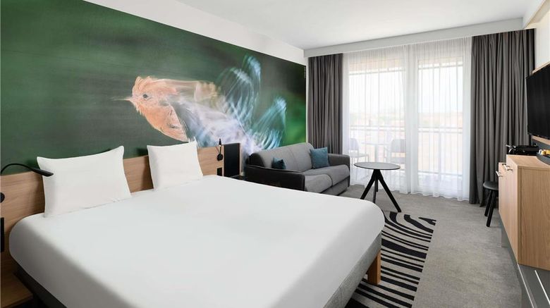 <b>Novotel Szeged Room</b>. Images powered by <a href="https://iceportal.shijigroup.com/" title="IcePortal" target="_blank">IcePortal</a>.