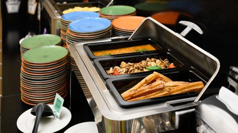 <b>Ibis Styles Budapest Center Restaurant</b>. Images powered by <a href="https://iceportal.shijigroup.com/" title="IcePortal" target="_blank">IcePortal</a>.