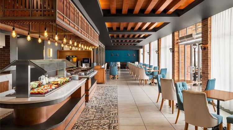 Mercure Ismailia Forsan Island Exterior
