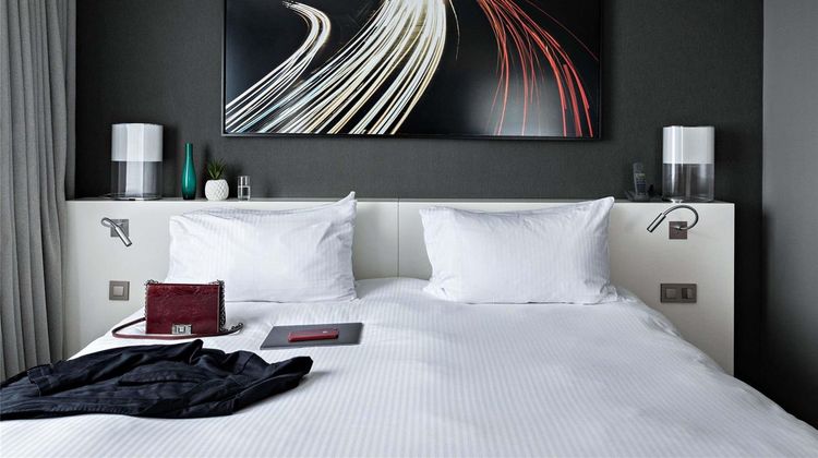 Pullman Paris La Defense Exterior