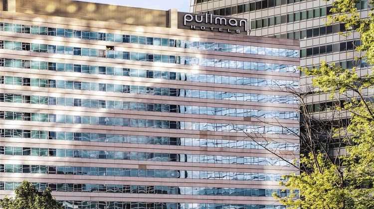 Pullman Paris La Defense Exterior
