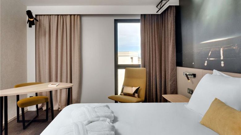 <b>Mercure Montpellier Centre Room</b>. Images powered by <a href="https://iceportal.shijigroup.com/" title="IcePortal" target="_blank">IcePortal</a>.