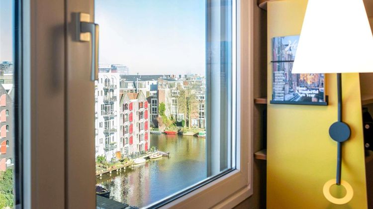 Ibis Amsterdam Stopera Room