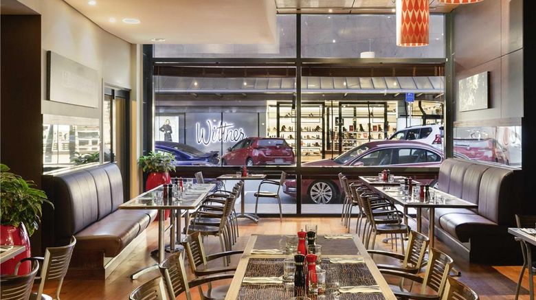 <b>Ibis Wellington Restaurant</b>. Images powered by <a href="https://iceportal.shijigroup.com/" title="IcePortal" target="_blank">IcePortal</a>.