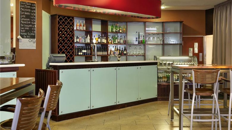 <b>Ibis Wellington Restaurant</b>. Images powered by <a href="https://iceportal.shijigroup.com/" title="IcePortal" target="_blank">IcePortal</a>.