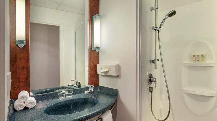 Ibis Wellington Room
