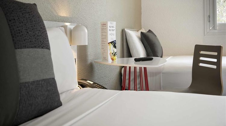Ibis Sydney Airport Room