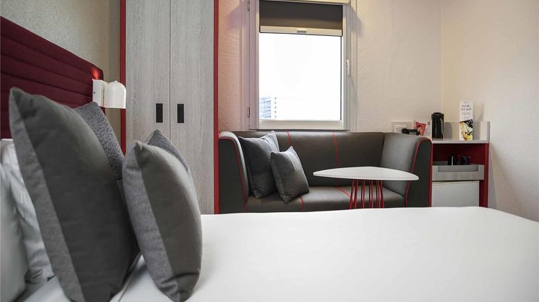 <b>Ibis Sydney Airport Room</b>. Images powered by <a href="https://iceportal.shijigroup.com/" title="IcePortal" target="_blank">IcePortal</a>.