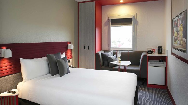 <b>Ibis Sydney Airport Room</b>. Images powered by <a href="https://iceportal.shijigroup.com/" title="IcePortal" target="_blank">IcePortal</a>.