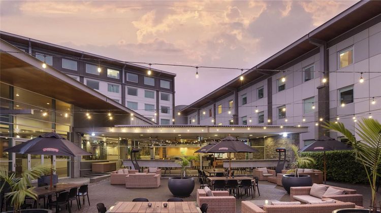 Ibis Auckland Ellerslie Exterior