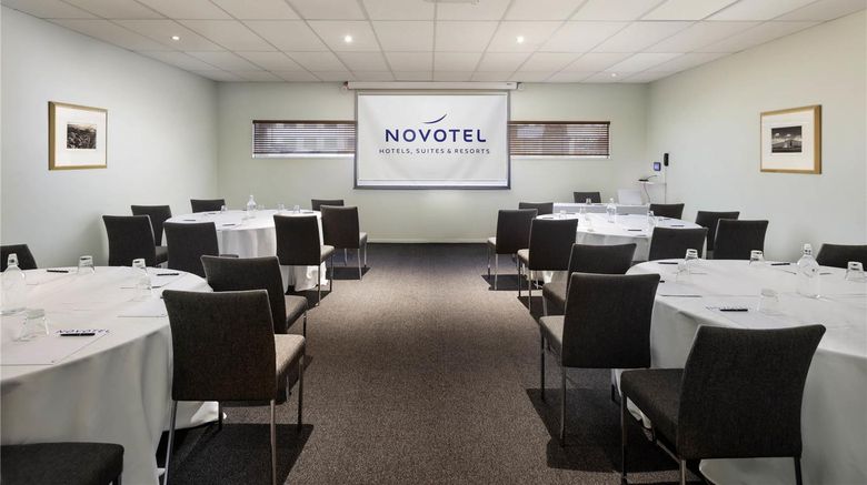 <b>Novotel Ellerslie Meeting</b>. Images powered by <a href="https://iceportal.shijigroup.com/" title="IcePortal" target="_blank">IcePortal</a>.