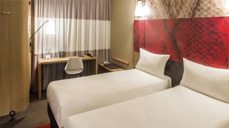 Ibis London Stratford Room