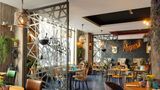 <b>Novotel London Tower Bridge Restaurant</b>. Images powered by <a href="https://iceportal.shijigroup.com/" title="IcePortal" target="_blank">IcePortal</a>.