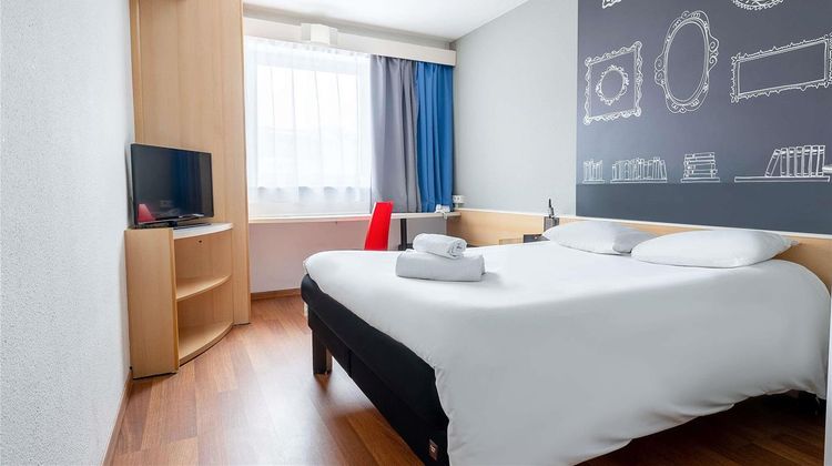 Ibis Poznan Stare Miasto Room