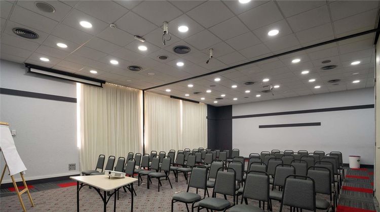 Ibis Sao Jose dos Campos Dutra Meeting
