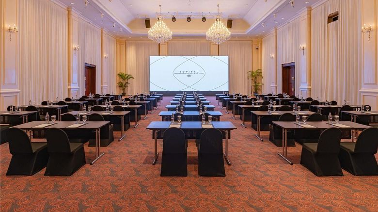 <b>Sofitel Angkor Phokeethra Golf & Spa Meeting</b>. Images powered by <a href="https://iceportal.shijigroup.com/" title="IcePortal" target="_blank">IcePortal</a>.