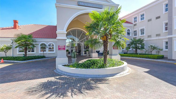 Mercure Hotel Randburg Exterior