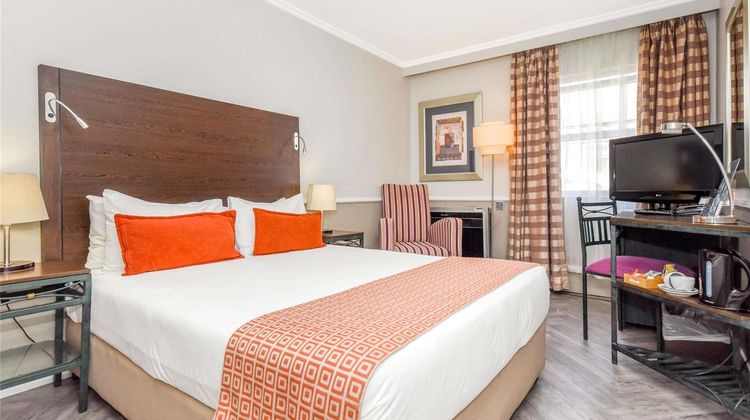 Mercure Hotel Randburg Room