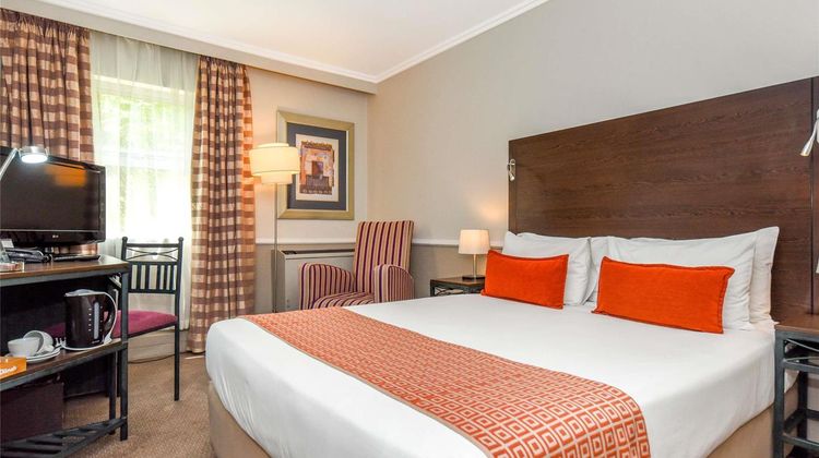Mercure Hotel Randburg Room