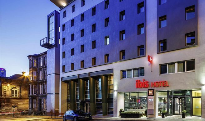 Ibis Glasgow Exterior