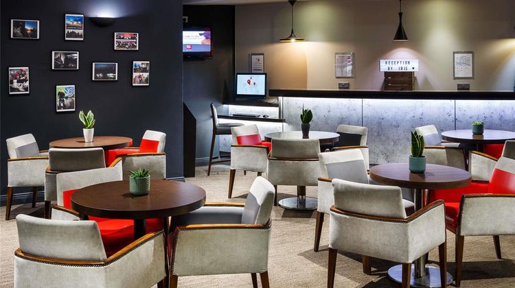 Ibis Glasgow Exterior
