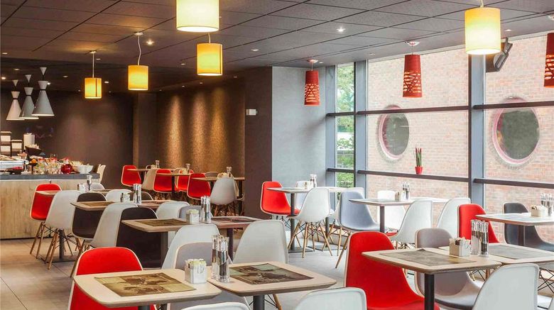 <b>Ibis London Wembley Restaurant</b>. Images powered by <a href="https://iceportal.shijigroup.com/" title="IcePortal" target="_blank">IcePortal</a>.