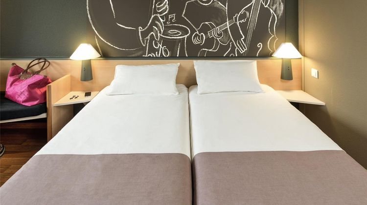Ibis Dinant Room