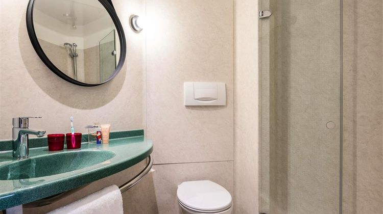 Ibis Namur Centre Room