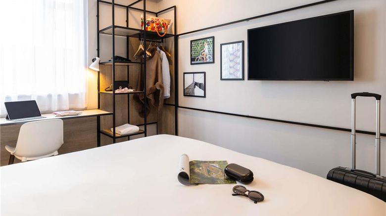 <b>Ibis Namur Centre Room</b>. Images powered by <a href="https://iceportal.shijigroup.com/" title="IcePortal" target="_blank">IcePortal</a>.