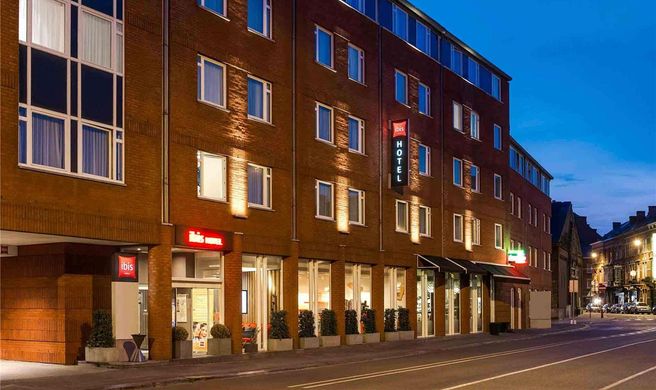 Ibis Namur Centre Exterior