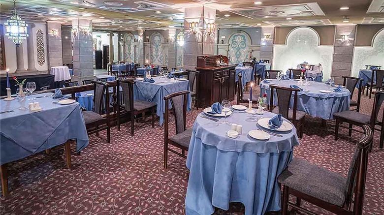 <b>Mercure Alger Airport Hotel Restaurant</b>. Images powered by <a href="https://iceportal.shijigroup.com/" title="IcePortal" target="_blank">IcePortal</a>.