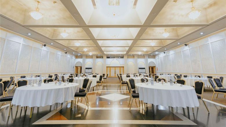 <b>Mercure Alger Airport Hotel Meeting</b>. Images powered by <a href="https://iceportal.shijigroup.com/" title="IcePortal" target="_blank">IcePortal</a>.