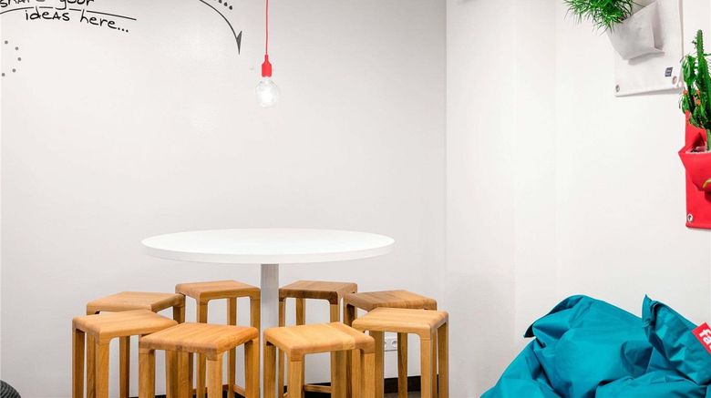 <b>Ibis Praha Wenceslas Square Meeting</b>. Images powered by <a href="https://iceportal.shijigroup.com/" title="IcePortal" target="_blank">IcePortal</a>.
