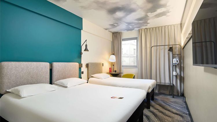 Ibis Praha Wenceslas Square Exterior