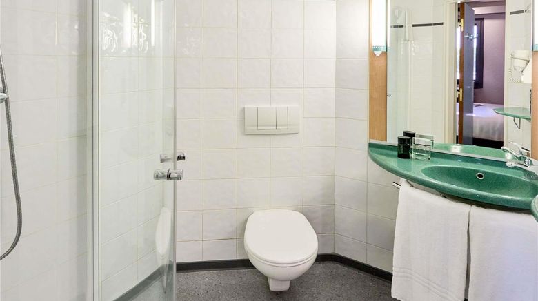 <b>Ibis Valladolid Room</b>. Images powered by <a href="https://iceportal.shijigroup.com/" title="IcePortal" target="_blank">IcePortal</a>.
