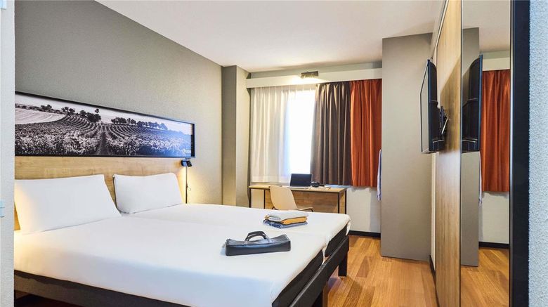Ibis Valladolid Exterior. Images powered by <a href="https://iceportal.shijigroup.com" target="_blank" rel="noopener">Ice Portal</a>.